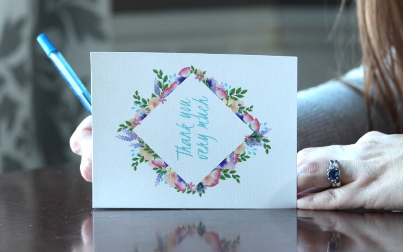 Ideas on how to start writing a thank you card. 